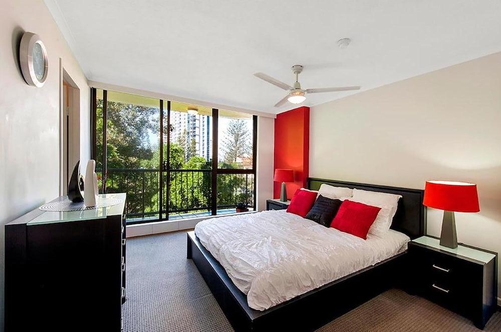 อนาคาปรี ฮอลิเดย์ อพาร์ตเมนต์ Aparthotel เซิร์ฟเฟอร์สพาราไดซ์ ภายนอก รูปภาพ