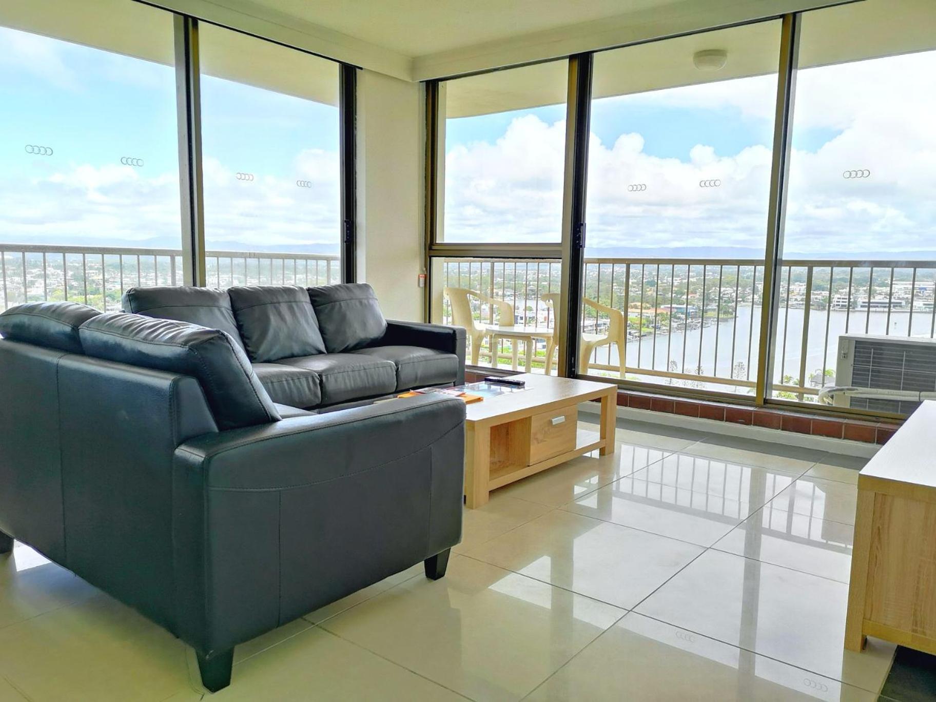อนาคาปรี ฮอลิเดย์ อพาร์ตเมนต์ Aparthotel เซิร์ฟเฟอร์สพาราไดซ์ ภายนอก รูปภาพ