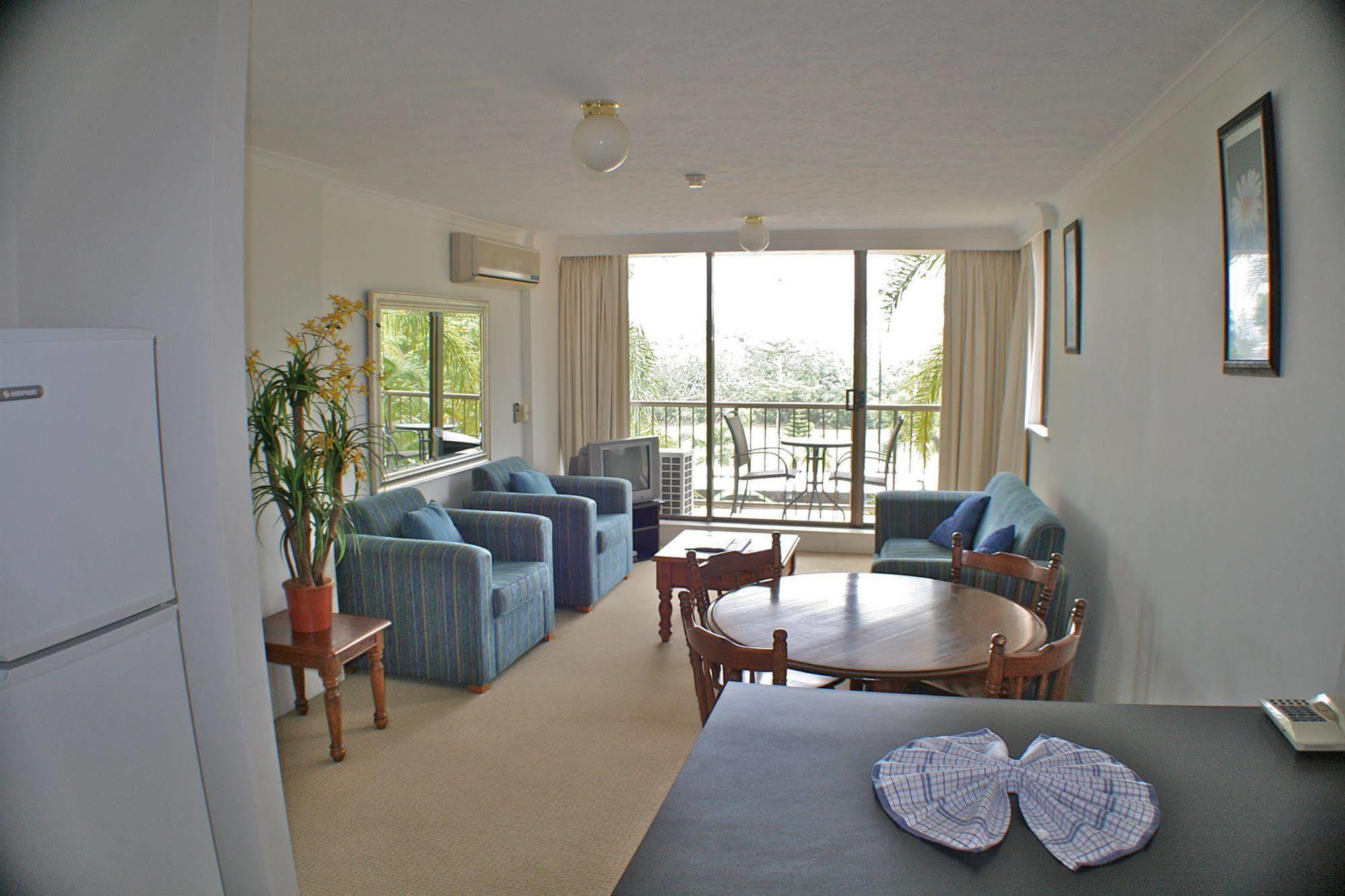 อนาคาปรี ฮอลิเดย์ อพาร์ตเมนต์ Aparthotel เซิร์ฟเฟอร์สพาราไดซ์ ภายนอก รูปภาพ