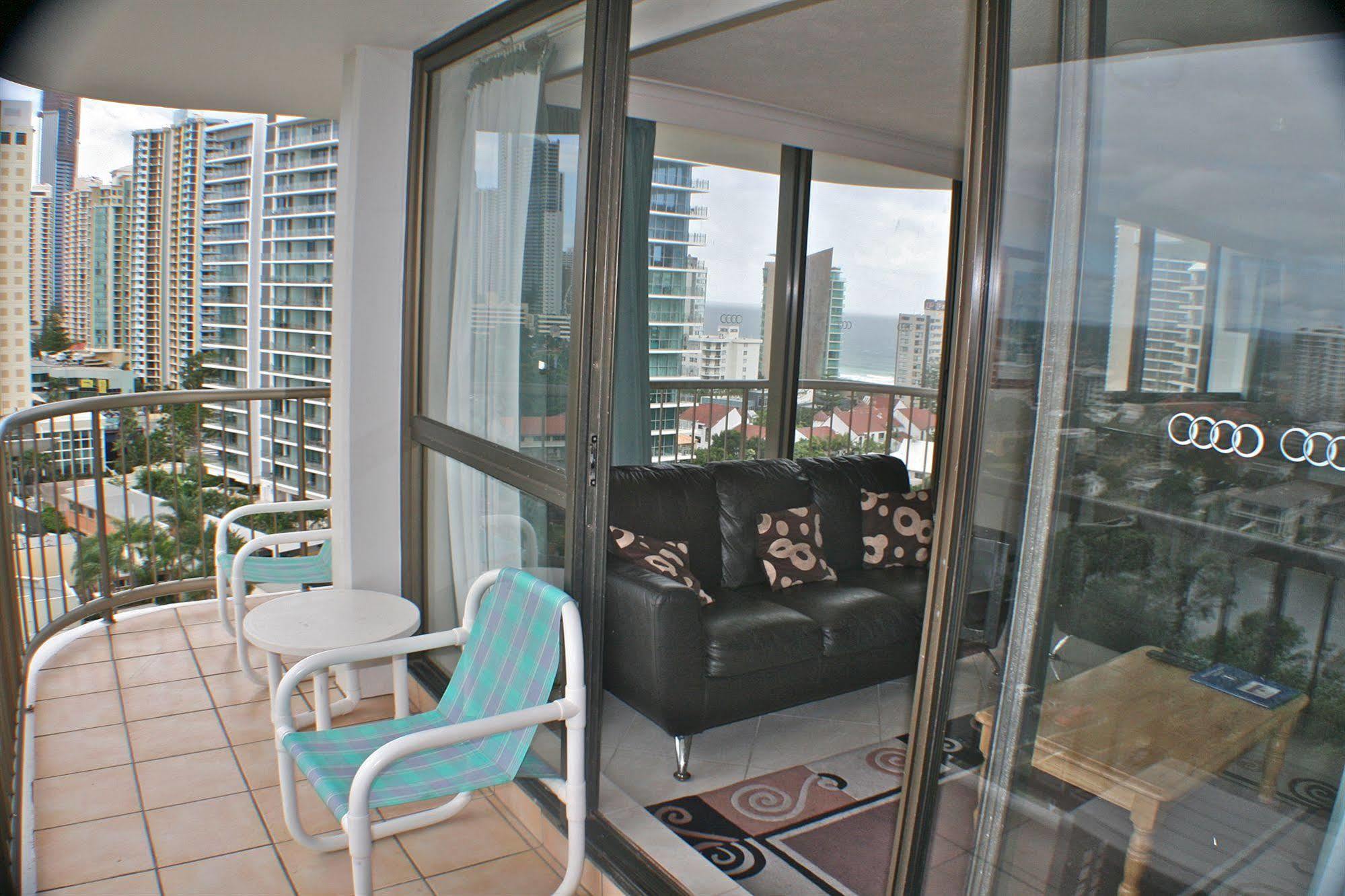 อนาคาปรี ฮอลิเดย์ อพาร์ตเมนต์ Aparthotel เซิร์ฟเฟอร์สพาราไดซ์ ภายนอก รูปภาพ