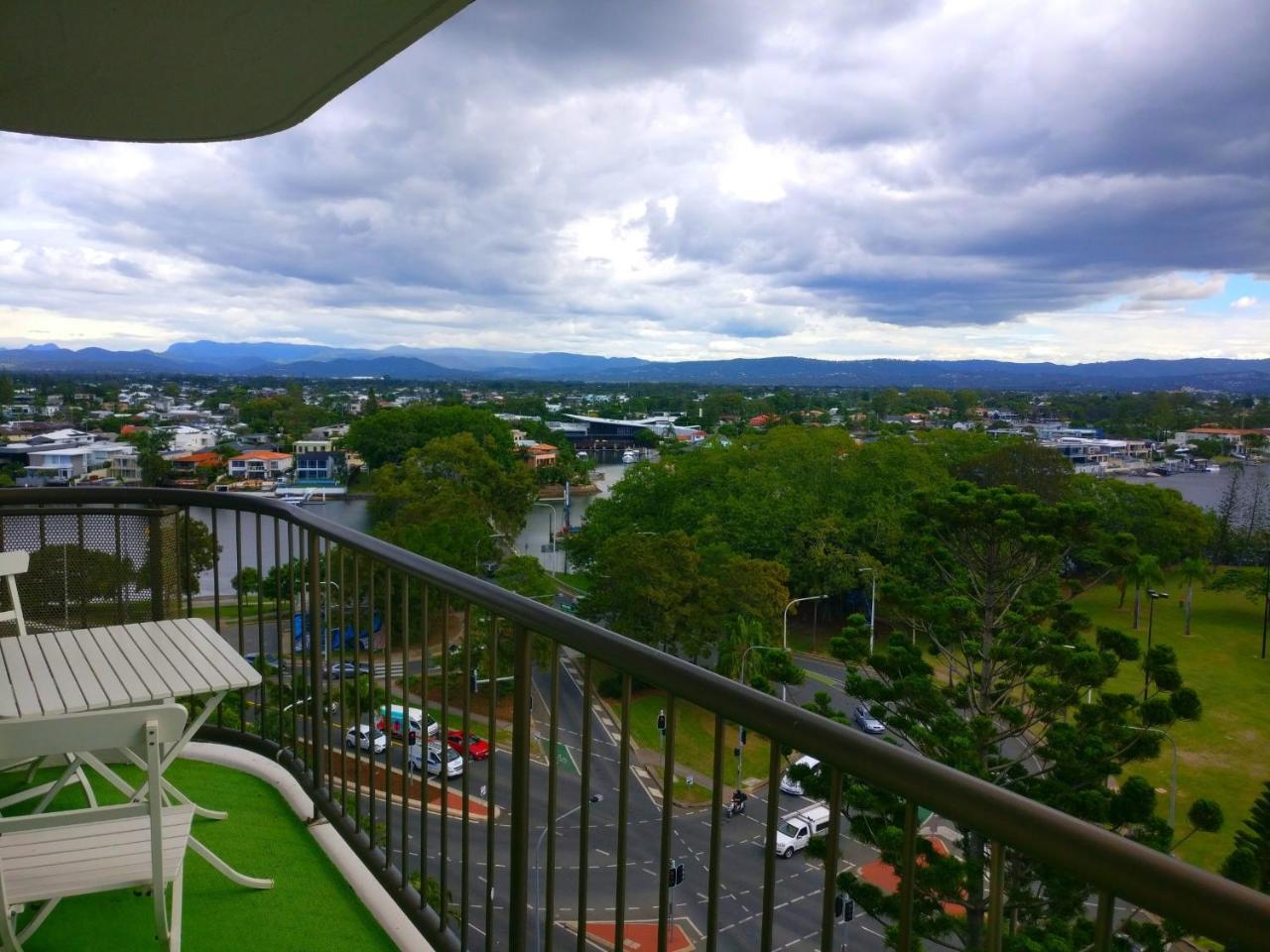 อนาคาปรี ฮอลิเดย์ อพาร์ตเมนต์ Aparthotel เซิร์ฟเฟอร์สพาราไดซ์ ภายนอก รูปภาพ